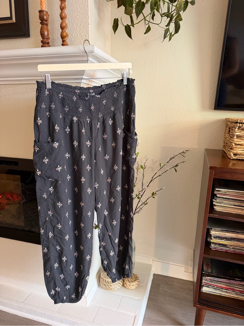 aerie Flowy Pants